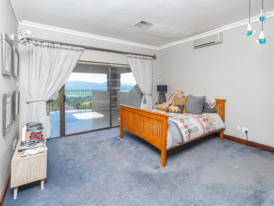 4 Bedroom Property for Sale in Kosmos Ridge North West